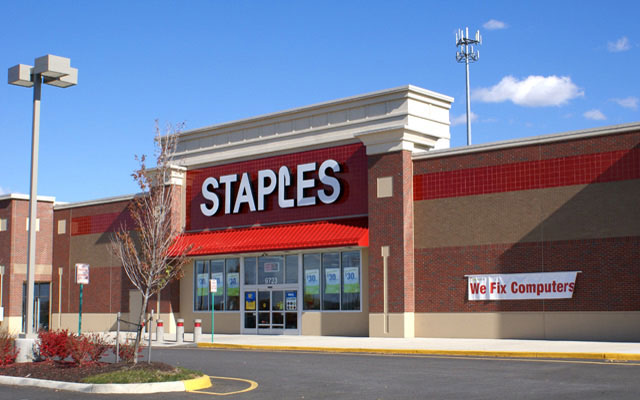 staples hours